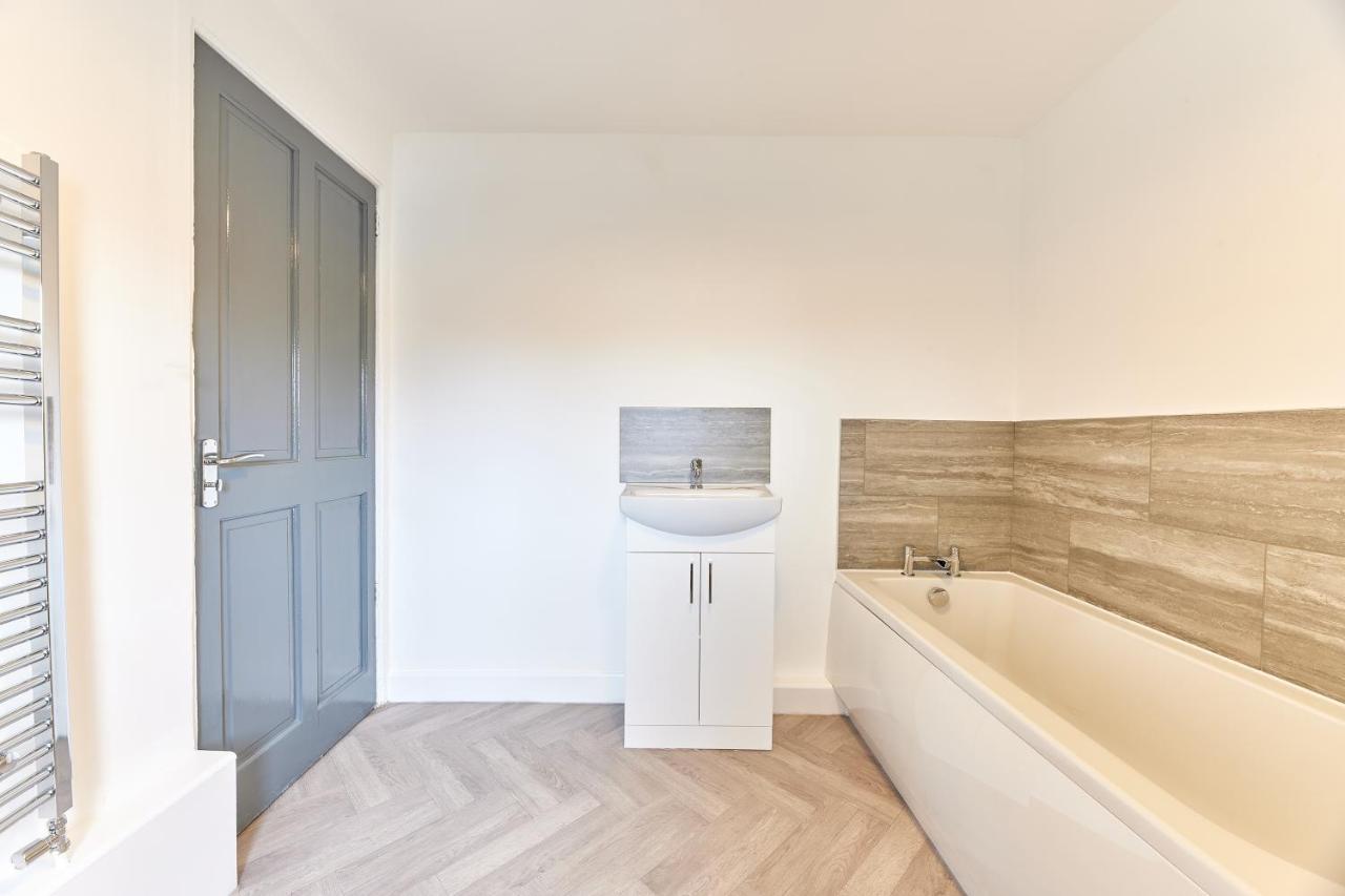 Вілла Maddison House, Beautiful New Renovated 5Bed House Блайт  Екстер'єр фото